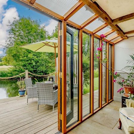16Th Century Cartlodge With Private Hot Tub Diss Extérieur photo